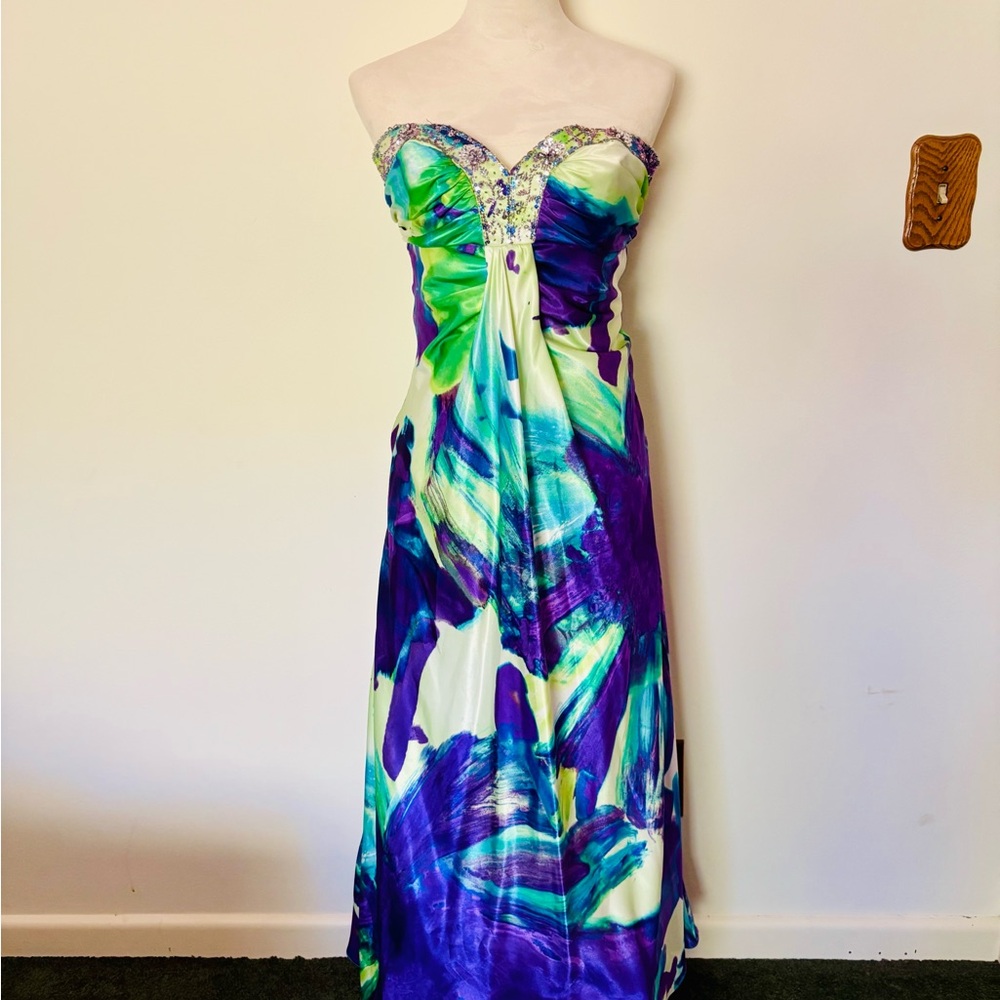 Masquerade XS Strapless Watercolor Dress in Purple and Green with Beaded Bodice - Picture 4 of 16